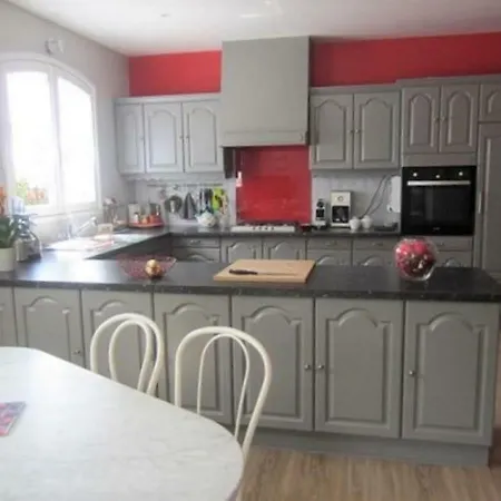 House Sur Gironde Magnifique Maison Avec Piscine Privee Proche Plage Holiday home *