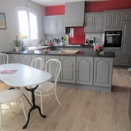 Holiday home House Sur Gironde Magnifique Maison Avec Piscine Privee Proche Plage Meschers-sur-Gironde