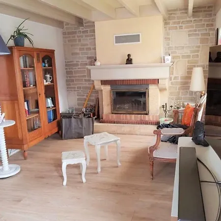 House Sur Gironde Magnifique Maison Avec Piscine Privee Proche Plage Holiday home *