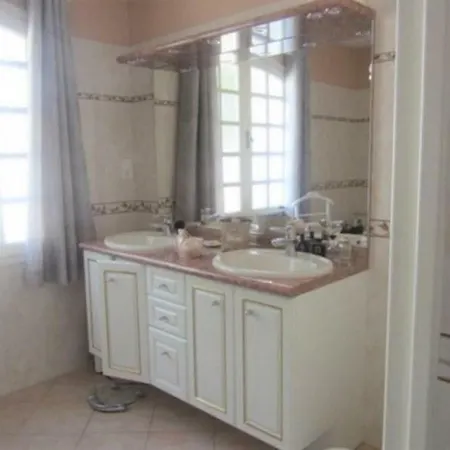House Sur Gironde Magnifique Maison Avec Piscine Privee Proche Plage Holiday home