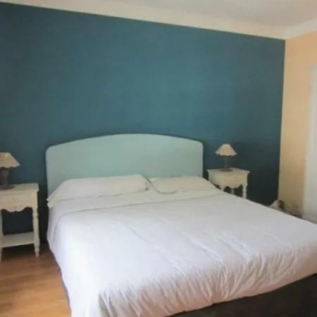 Holiday home House Sur Gironde Magnifique Maison Avec Piscine Privee Proche Plage *