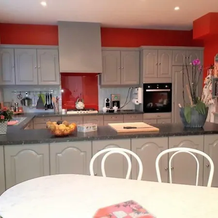 Holiday home House Sur Gironde Magnifique Maison Avec Piscine Privee Proche Plage *